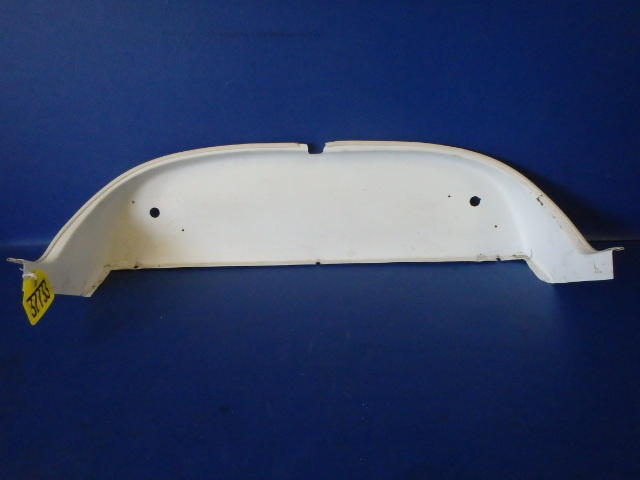 0500210-43 Cessna - MOULDING-REAR WINDOW LOWER (Cracks See Details)